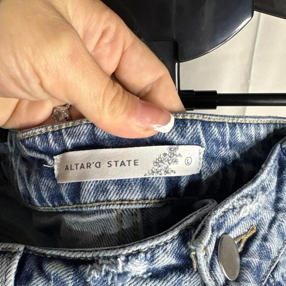Altar'd State blue denim relaxed fit shorts